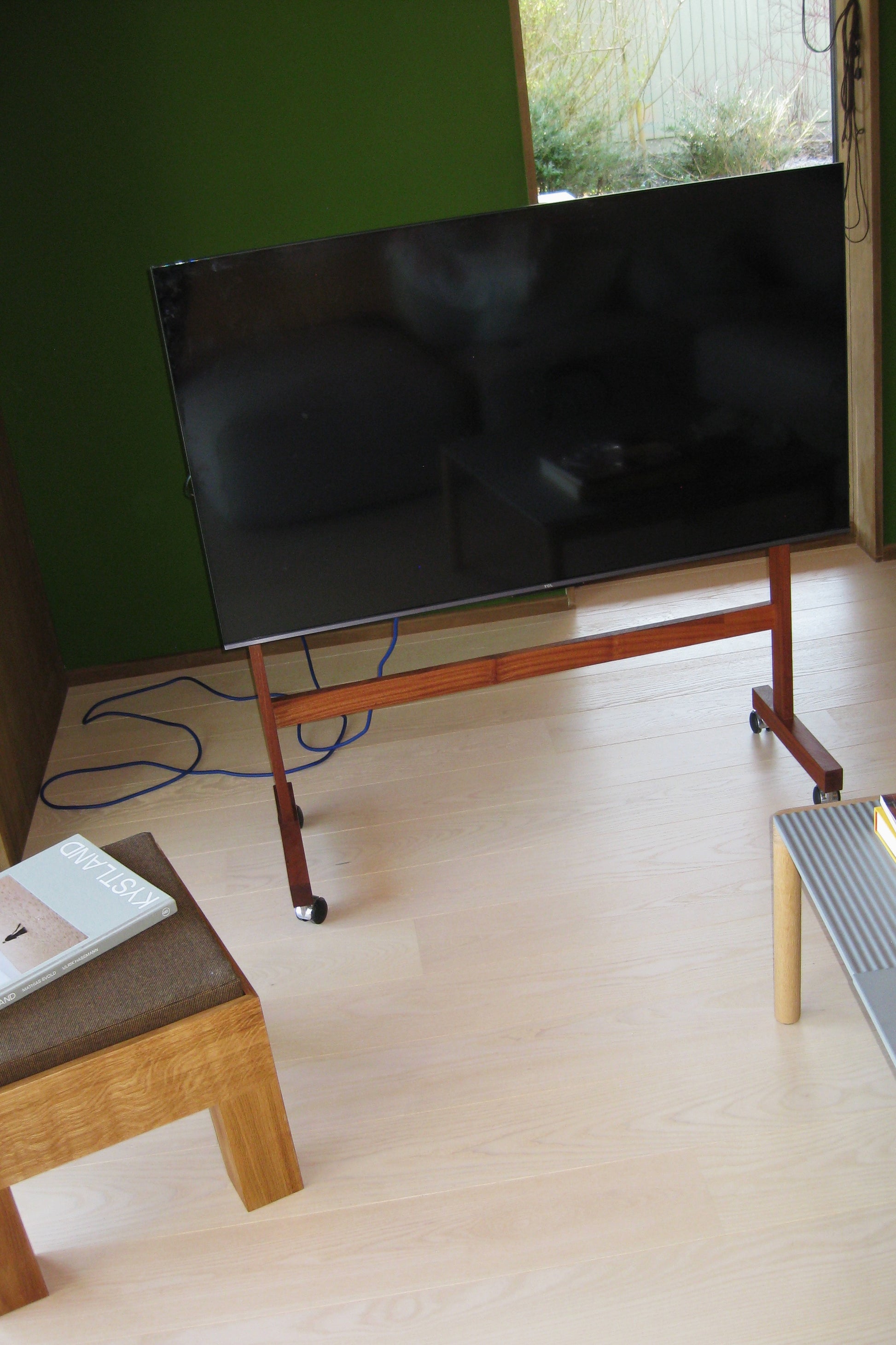 FLADSKÆRM TV STANDER TRÆ
