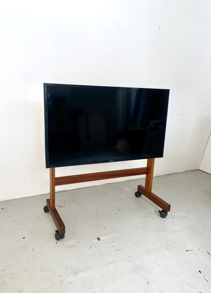 træ tv stander