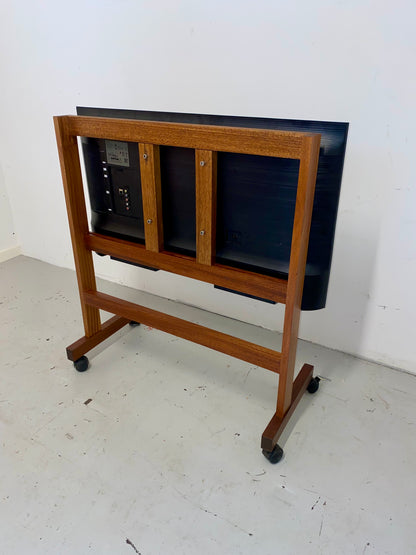 træ tv stander